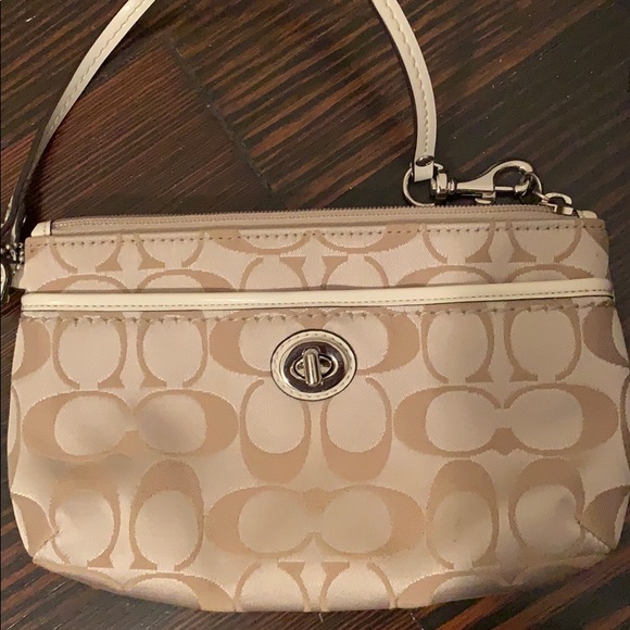 Coach wristlet - Picture 1 of 3